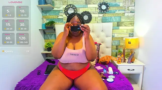 Skylernaomi - twerking