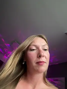 BunnyDiamond1 - Dildo in Pussy+20min Solovideo last tip