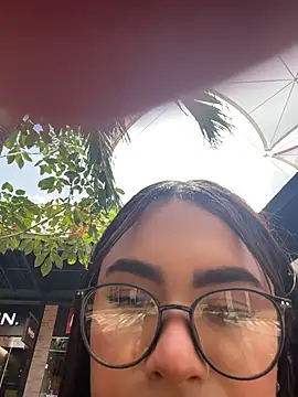 Aliceroys__ - Talk to a stranger