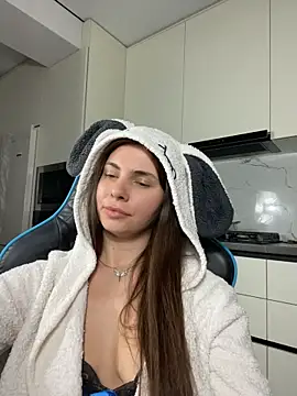 CurlyLara - 🥵Naked+VIDEO FOR LAST TIP