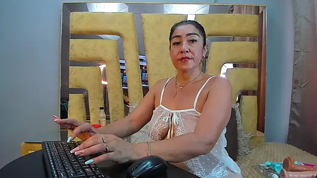 VikyThomsonn - anal