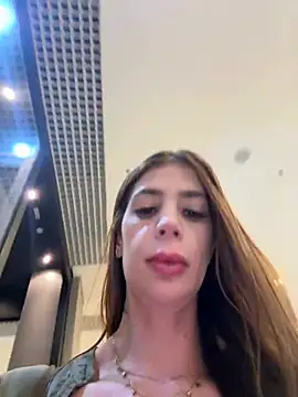 Zelyramonvielly - NAKED AND PLAY PUSSY IN CABINE STORE RIS