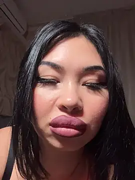 LaaadyDaaamn - suck a dildo