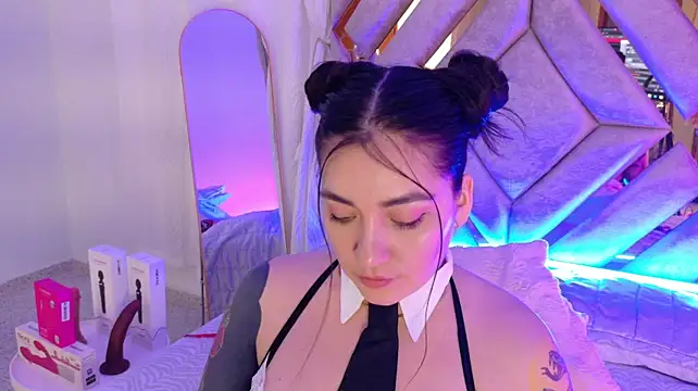 KathiaJenner - Spank my ass x 5💜