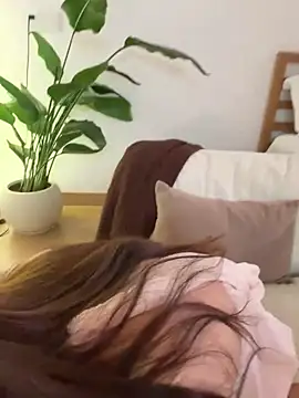 DouDou-- - 🤤阿黑颜表情+晃动的美乳双手举高高漏腋窝30秒 