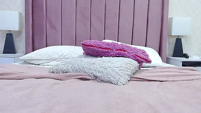 Emma_Foxi - open ass