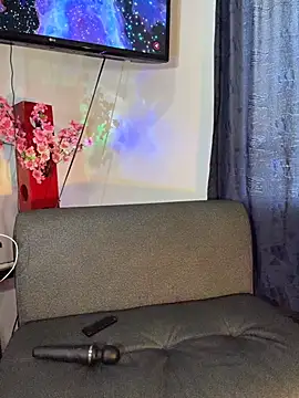 Princess_liz69 - Naked Liz + figer pussy + cum