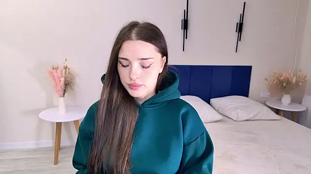Eva_Saylor