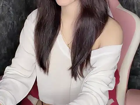 Uri_sexy - breasts show