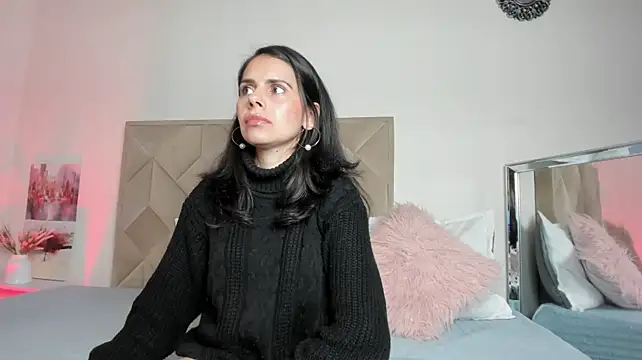 Bianca_Sweetie - Spank ass x10, show ass hole close up