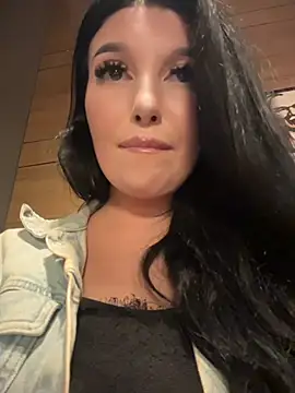 Tisha_Busty - Lick FINGERS after SQUIRT near people