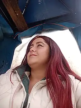 Taylor-Sweet - Show off my big tits