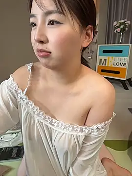 A_XiaoMan - 塞入小粉特写5分钟