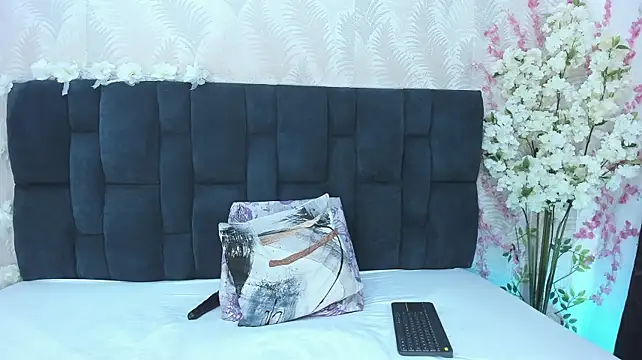 Ariana_Diosa - squirts anal