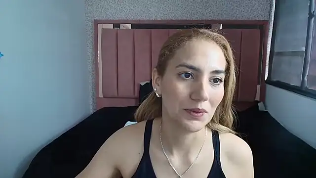 Megan__Hot___ - RUBBING CLITORIS = ORGASM🔥