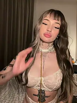 Madelinexx - 💦Spread pussy in doggy💦