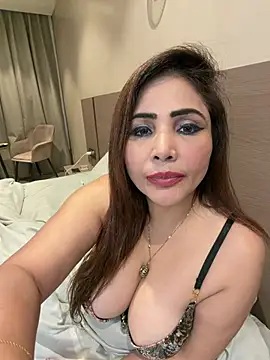 Rajsi_verma_2026 - Boobs show