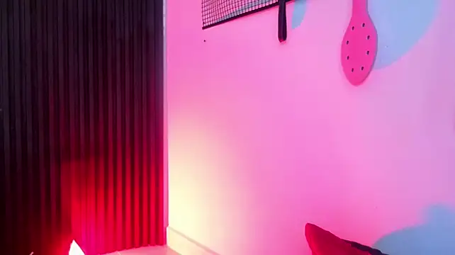 Issafoxx - Go wild, you deep-throat bitch. 😈💦💦