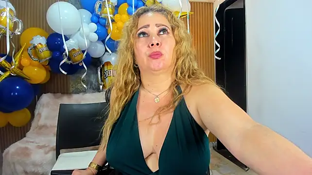 Danna_topless - show ride dildo cowboy 💎💋