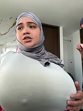 Sweetmuslim01 - spit milk in pussy sofia 🥵🥛