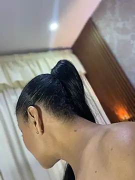 Sofia_xxx02 - two fingers in the ass