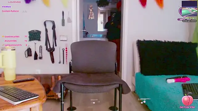 Queenanitadix - 2 MIN 8.3IN EBONY TOY DOGGY ANAL PLAY