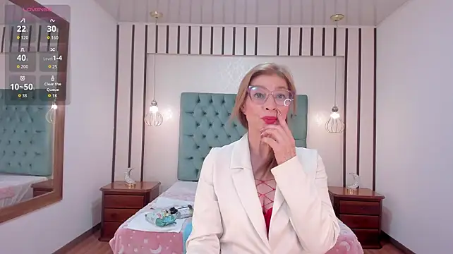MadissonLow - I LOVE HOW MY PUSSY PULSES WHEN I CUM