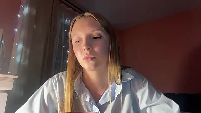 JazminQuayle - kisses to start