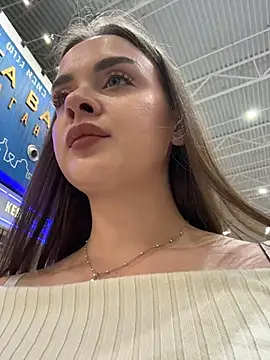 KristiRich - Show pussy in public place💦