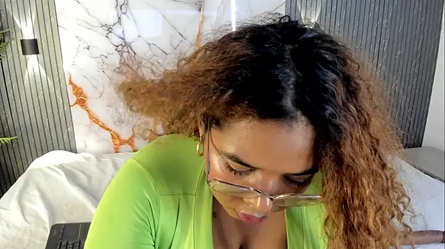 Your_big_ebony_goddness - bounce big tits in your face