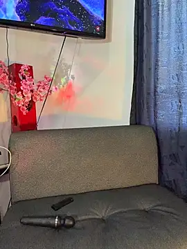 Princess_liz69 - naked +suck tits + photo
