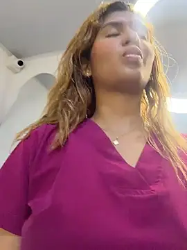 Kinky-Spa - INTENSE FINGERING CLIENT PUSSY