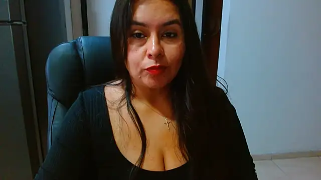 Ixchel_Anaid - remove the dress