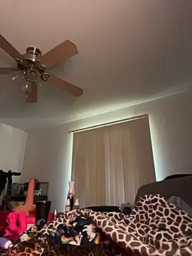 Reecieofficial - Toy Tease (External)