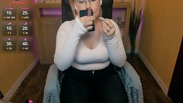 Tina_Walker - show ass