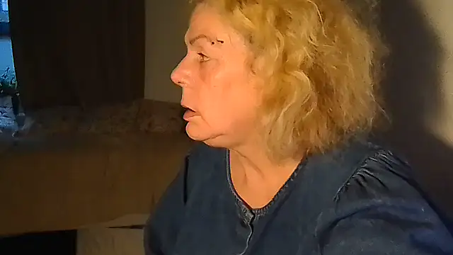 Belgianshantie - flash pussy