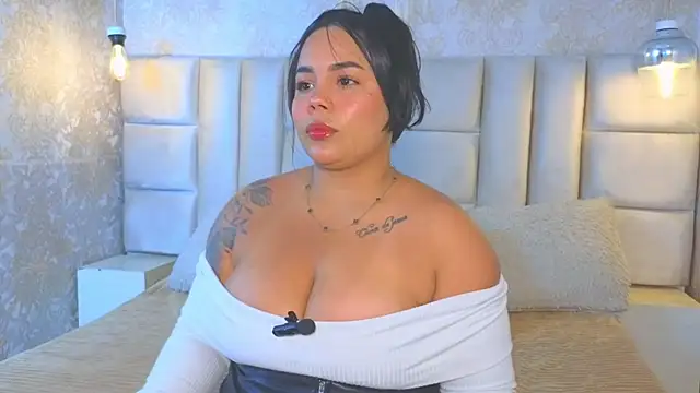 EmilyQueen3x - 🥀🍆DeepThroat🍆🥀