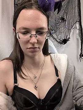 MrsCrazy18 - 🍒Show My Boobs 1min.!