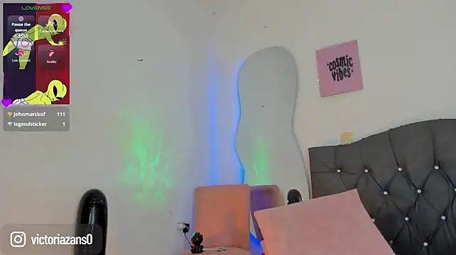 Vickyallien - 2 FINGER IN PUSSY♥