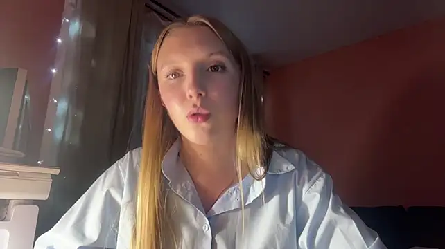 JazminQuayle - kisses to start