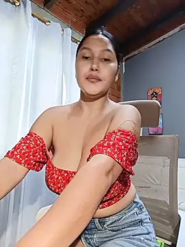 LaSelecta - SPIT My tits AND suck