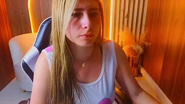 Aratna_Blonde_Tx