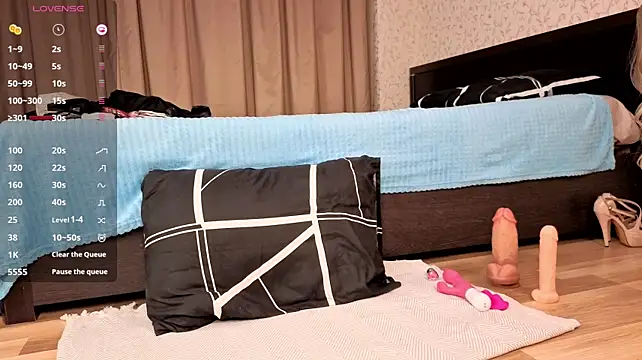 GirlMarmaid - Naked Ass Doggy + 15 spanks