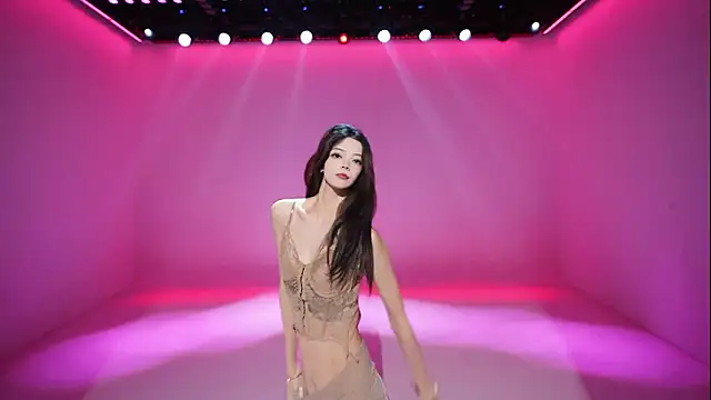 CSC-77 - 运镜长长性感舞~