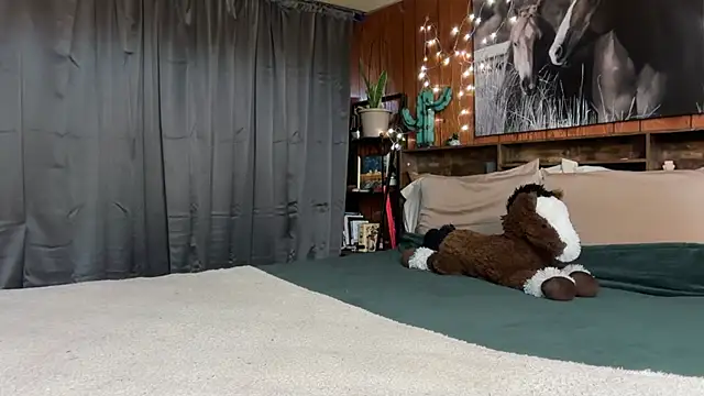 Ella2sweet - boob tease