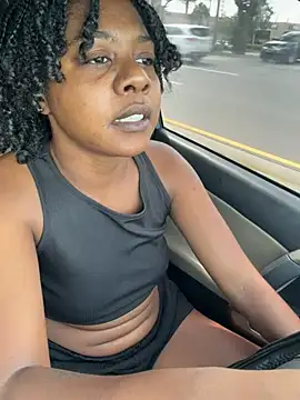 Ebony_Queeenx - Squirt at the gym x3 💦💦