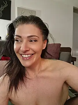 AryaSummersReal