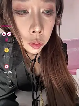 Qianhan_x - 小穴特写坐脸