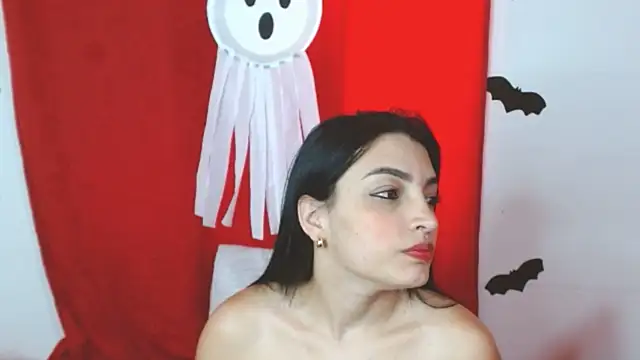 Nicole-roman - oil on my tits