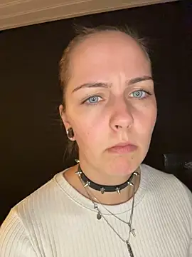 MaryPeach666 - Massage Boobs + LT Pussy Pic